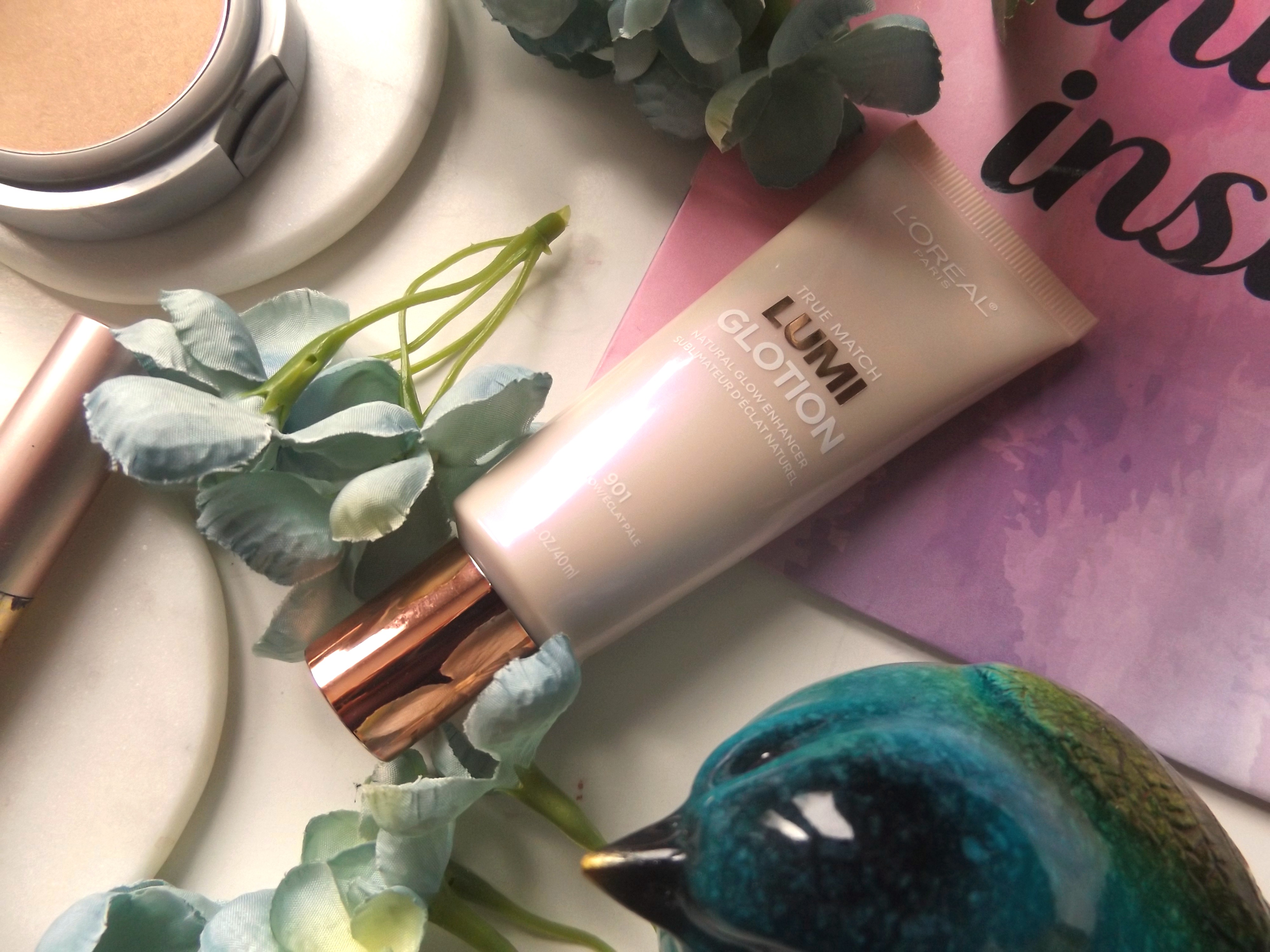 L'Oreal glow lotion in pink tube 